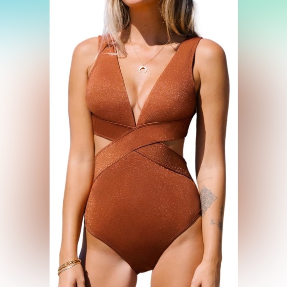 Cupshe Cutout Swimsuit - Picture 1 of 4